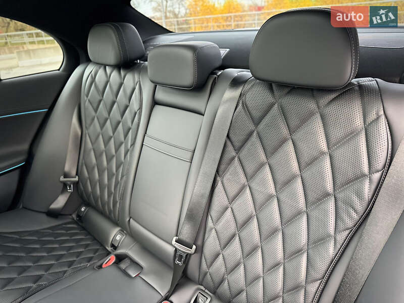 Седан Mercedes-Benz E-Class 2024 в Києві фото 93 Седан Mercedes-Benz E-Class 2024 в Києві