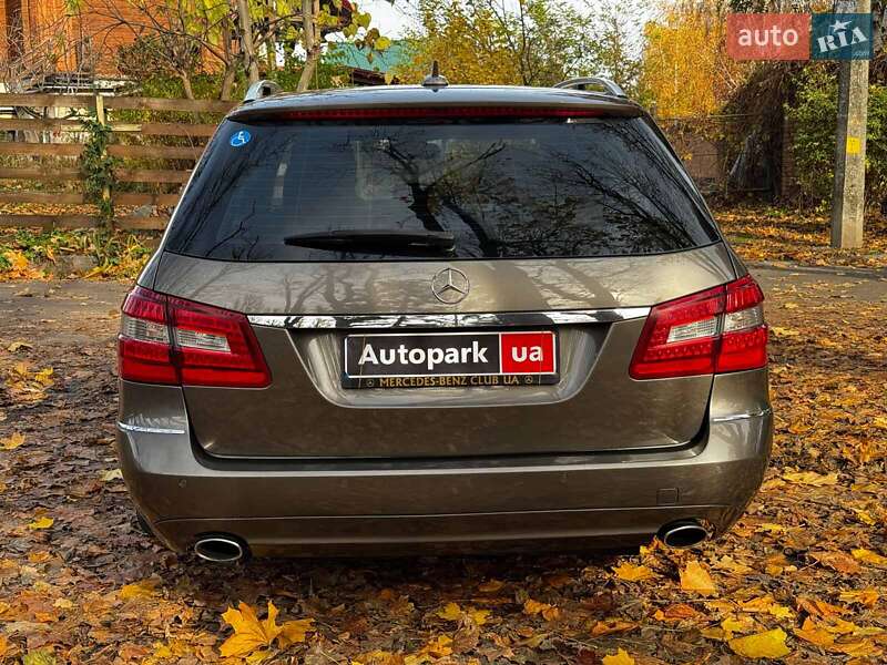 Універсал Mercedes-Benz E-Class 2011 в Києві фото 8 Універсал Mercedes-Benz E-Class 2011 в Києві