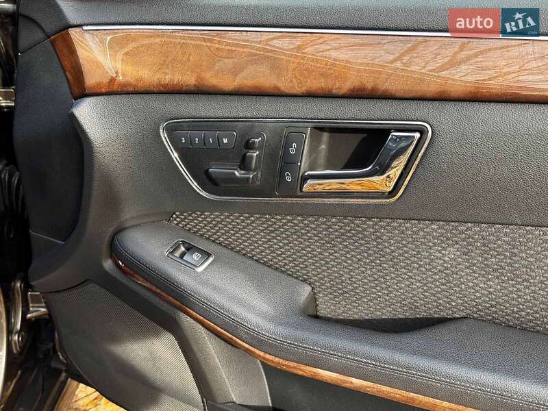 Універсал Mercedes-Benz E-Class 2011 в Києві фото 32 Універсал Mercedes-Benz E-Class 2011 в Києві