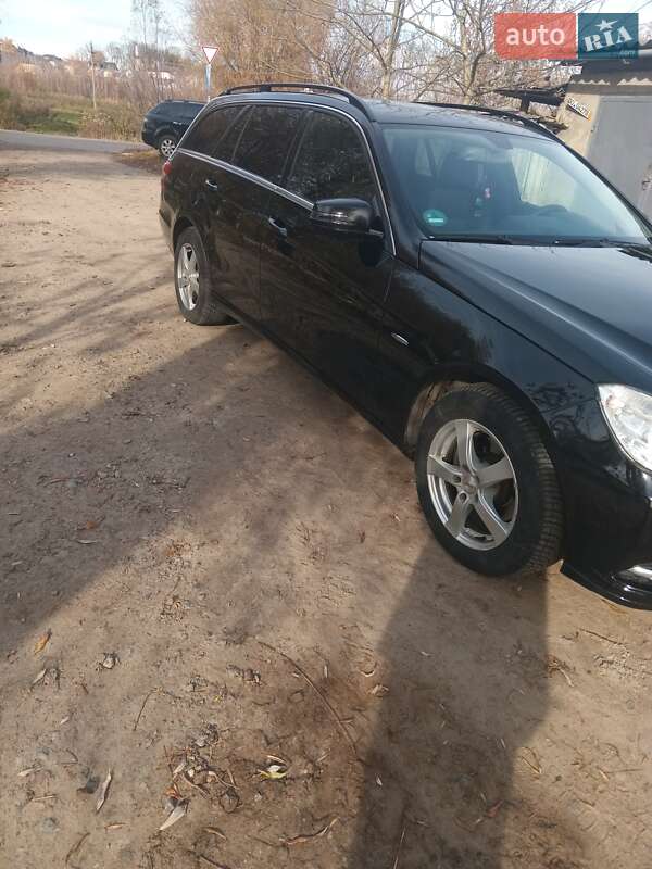 Универсал Mercedes-Benz E-Class 2012 в Новом Ярычеве фото 3 Универсал Mercedes-Benz E-Class 2012 в Новом Ярычеве
