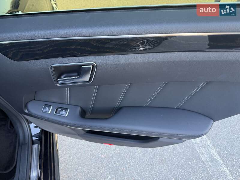 Седан Mercedes-Benz E-Class 2014 в Києві