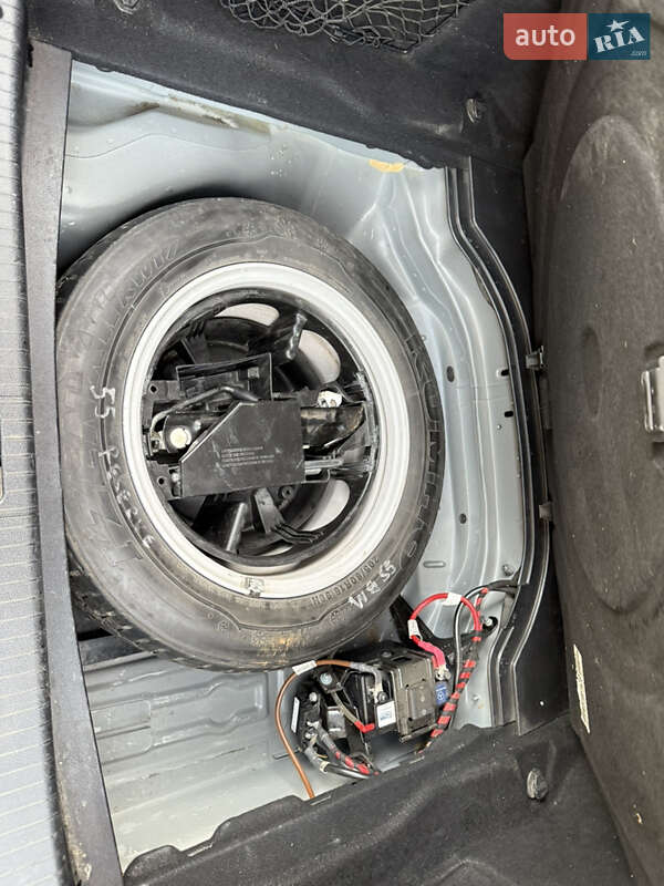 Седан Mercedes-Benz E-Class 2011 в Чернівцях фото 24 Седан Mercedes-Benz E-Class 2011 в Чернівцях