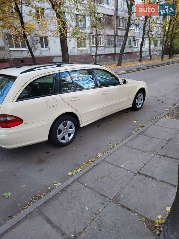 Универсал Mercedes-Benz E-Class 2008 в Запорожье