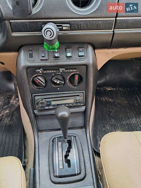 Седан Mercedes-Benz E-Class 1981 в Львові фото 2 Седан Mercedes-Benz E-Class 1981 в Львові