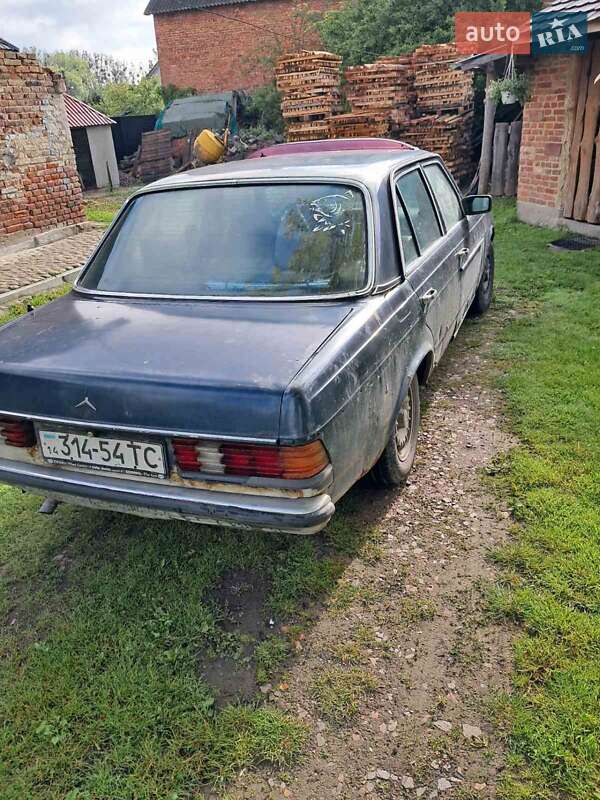 Седан Mercedes-Benz E-Class 1981 в Львові фото 7 Седан Mercedes-Benz E-Class 1981 в Львові