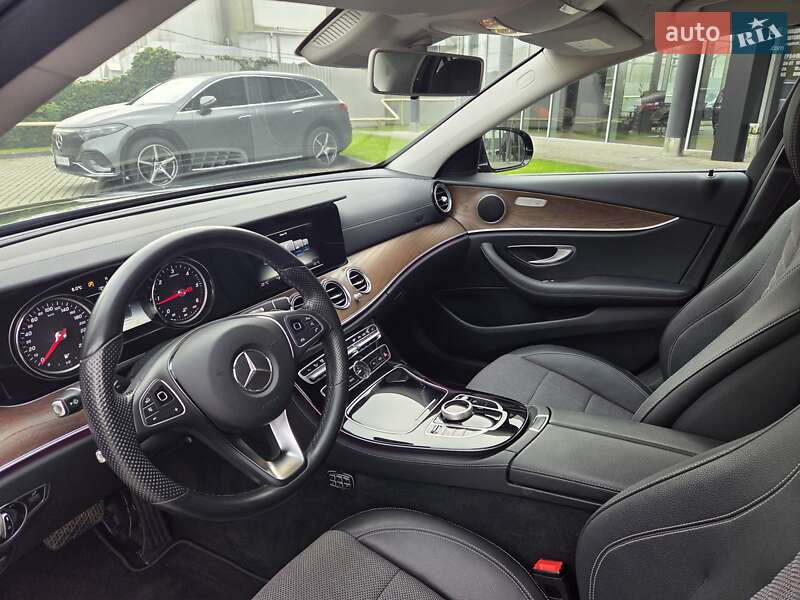 Седан Mercedes-Benz E-Class 2017 в Львові фото 15 Седан Mercedes-Benz E-Class 2017 в Львові
