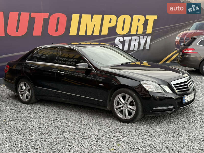 Седан Mercedes-Benz E-Class 2012 в Стрые