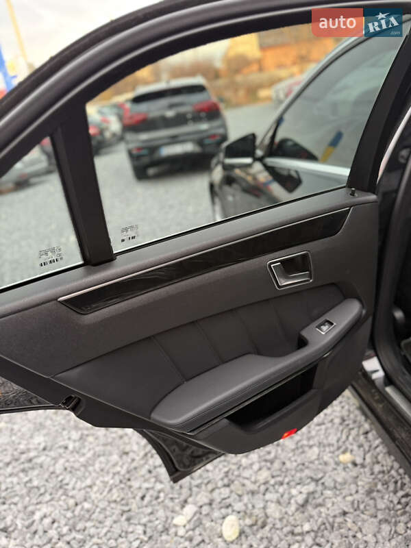 Седан Mercedes-Benz E-Class 2012 в Стрые