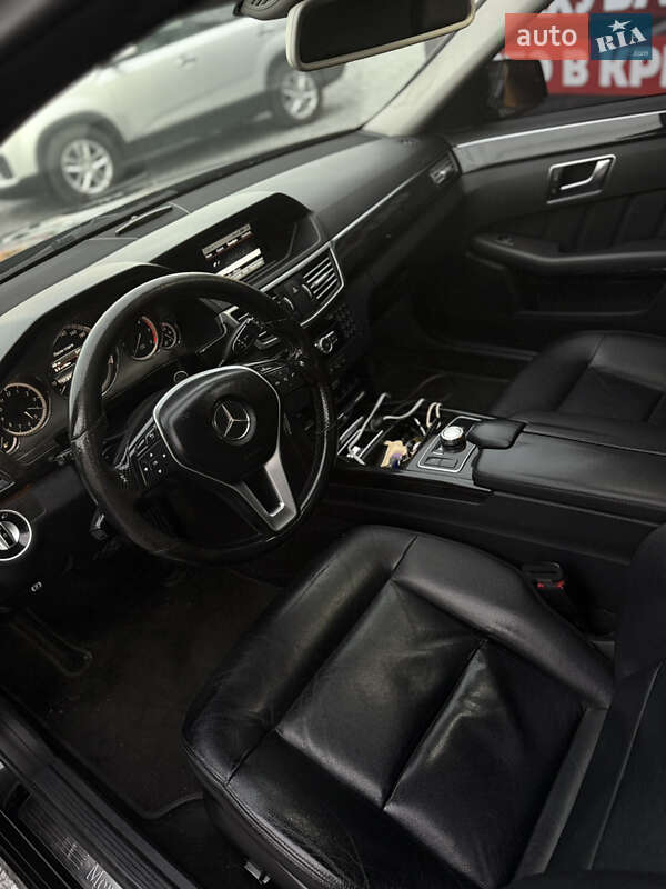 Седан Mercedes-Benz E-Class 2012 в Стрые