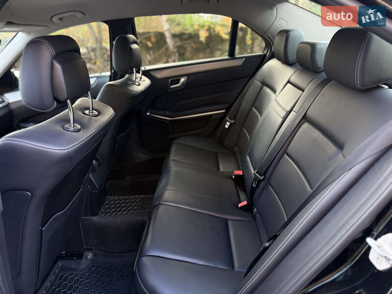 Седан Mercedes-Benz E-Class 2015 в Іршаві