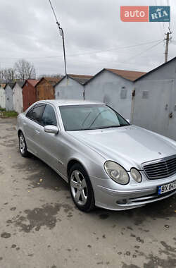 Седан Mercedes-Benz E-Class 2005 в Тернополі