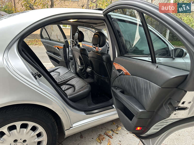 Седан Mercedes-Benz E-Class 2002 в Одессе