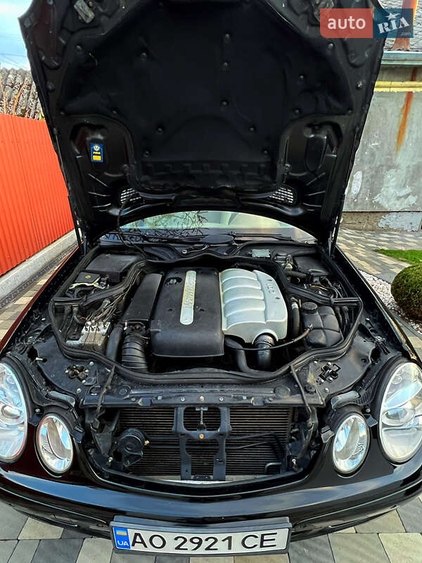 Седан Mercedes-Benz E-Class 2002 в Ужгороде
