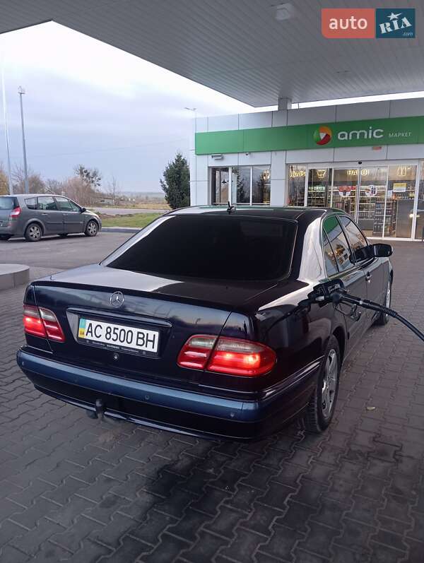 Седан Mercedes-Benz E-Class 2001 в Луцке фото 8 Седан Mercedes-Benz E-Class 2001 в Луцке