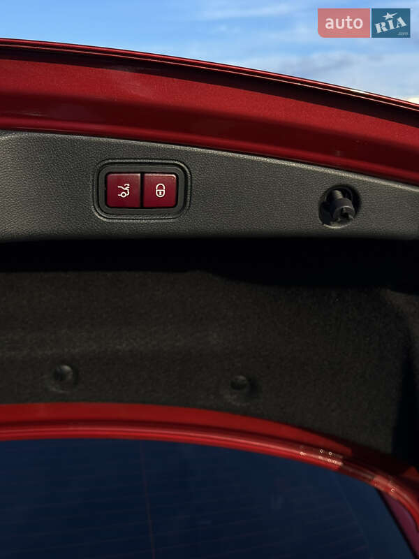 Купе Mercedes-Benz E-Class 2017 в Львові