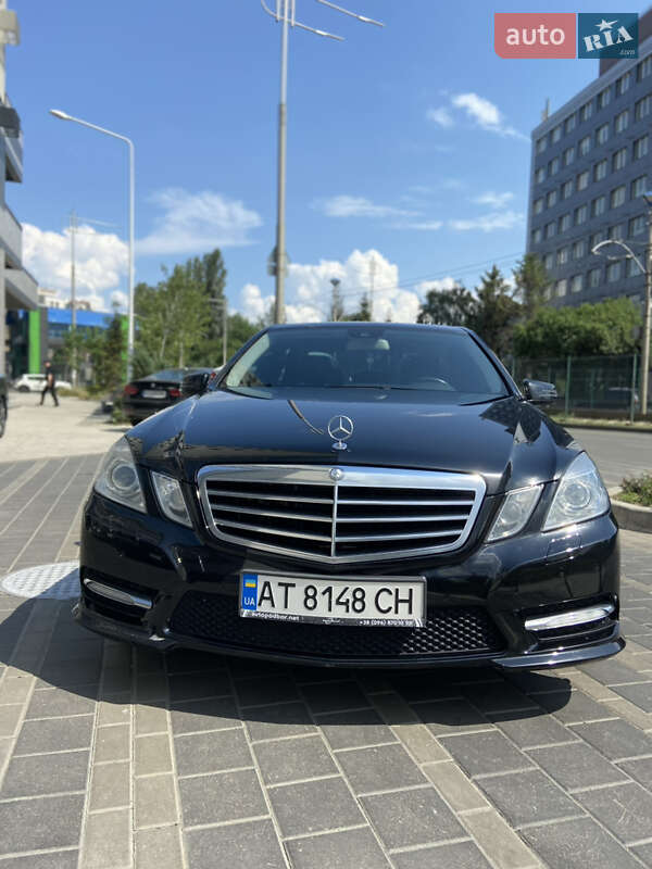 Седан Mercedes-Benz E-Class 2012 в Києві фото 14 Седан Mercedes-Benz E-Class 2012 в Києві