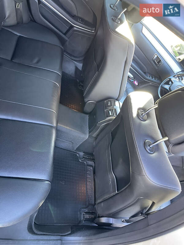 Седан Mercedes-Benz E-Class 2014 в Бурштині