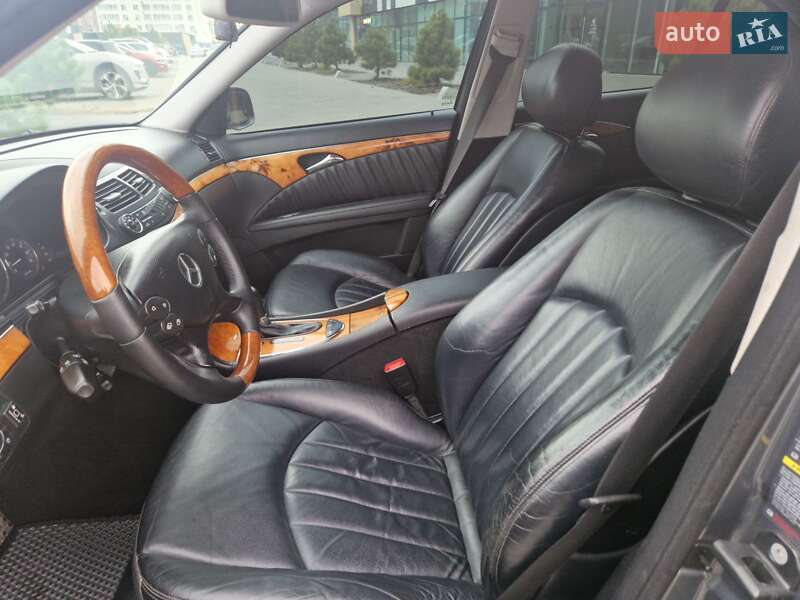 Седан Mercedes-Benz E-Class 2008 в Хмельницькому фото 21 Седан Mercedes-Benz E-Class 2008 в Хмельницькому