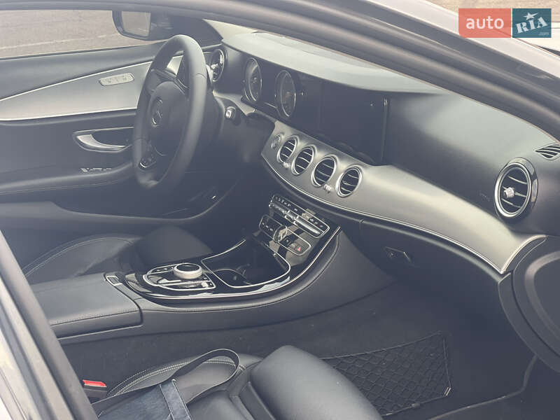 Седан Mercedes-Benz E-Class 2017 в Киеве фото 6 Седан Mercedes-Benz E-Class 2017 в Киеве