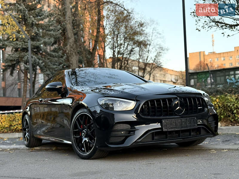 Купе Mercedes-Benz E-Class 2020 в Львове