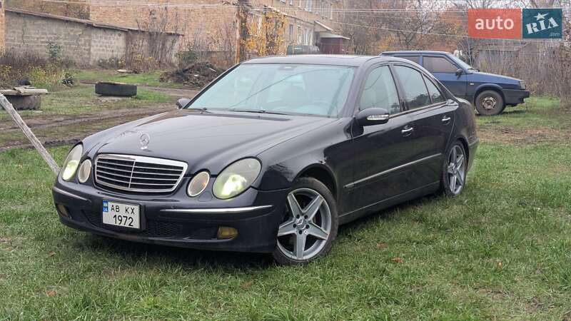 Mercedes-Benz E-Class 2002