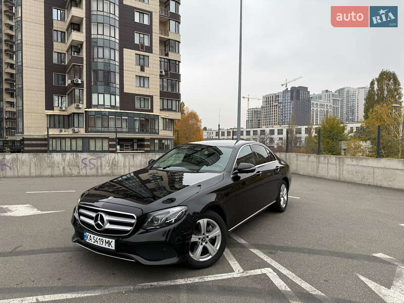 Седан Mercedes-Benz E-Class 2018 в Киеве