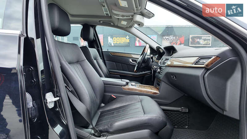 Седан Mercedes-Benz E-Class 2010 в Киеве