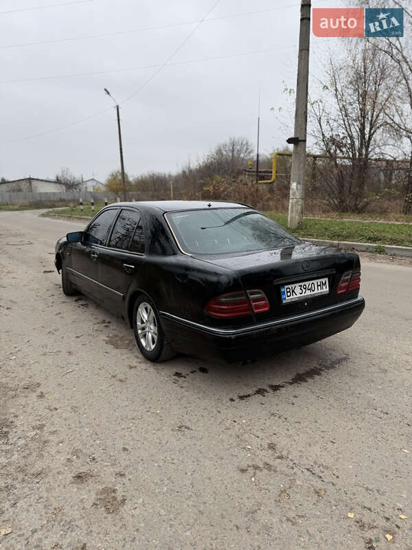 Седан Mercedes-Benz E-Class 1998 в Харькове фото 4 Седан Mercedes-Benz E-Class 1998 в Харькове