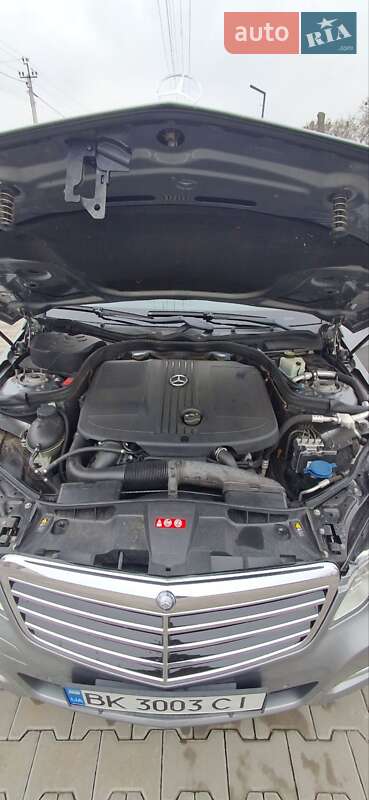 Універсал Mercedes-Benz E-Class 2011 в Білогородці
