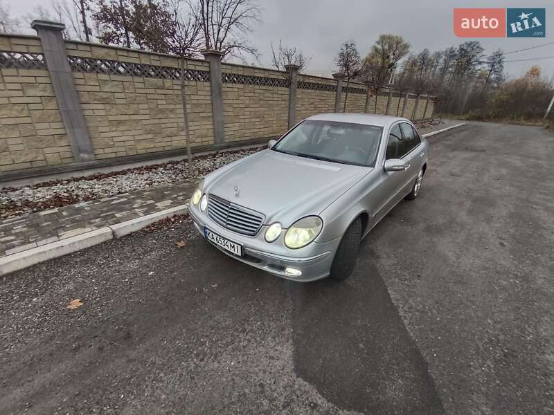 Mercedes-Benz E-Class 2002 Mercedes-Benz E-Class 2002