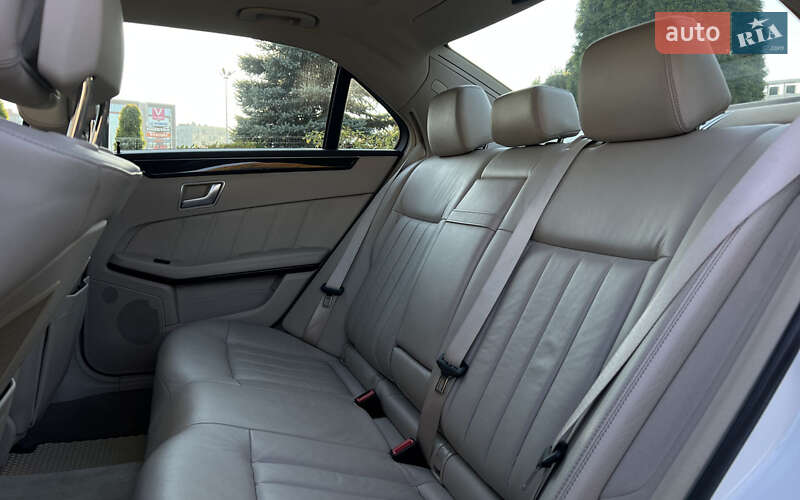 Седан Mercedes-Benz E-Class 2014 в Львові
