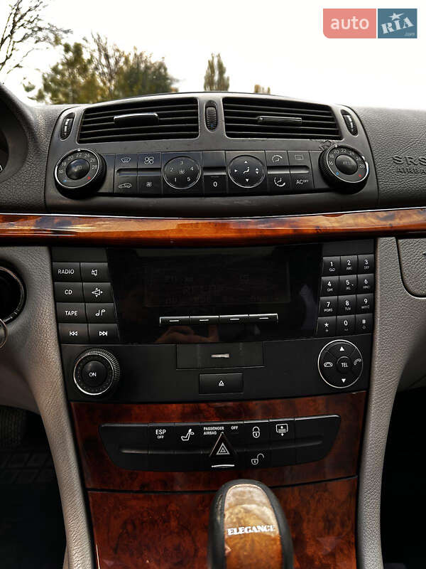 Седан Mercedes-Benz E-Class 2002 в Рівному фото 38 Седан Mercedes-Benz E-Class 2002 в Рівному