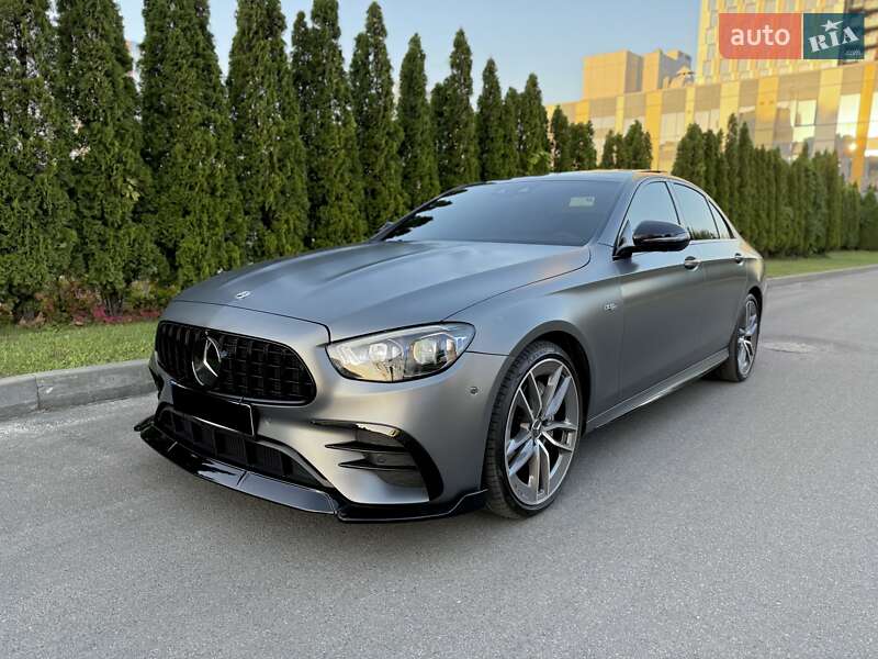 Седан Mercedes-Benz E-Class 2022 в Днепре