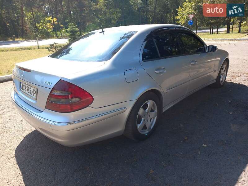Седан Mercedes-Benz E-Class 2004 в Киверцах фото 5 Седан Mercedes-Benz E-Class 2004 в Киверцах