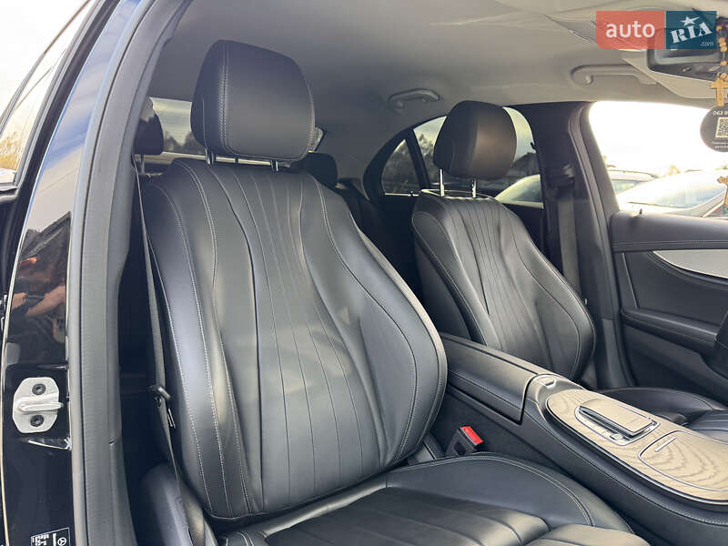 Седан Mercedes-Benz E-Class 2021 в Стрые фото 40 Седан Mercedes-Benz E-Class 2021 в Стрые