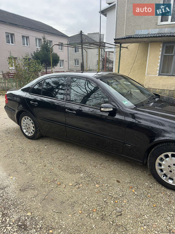 Седан Mercedes-Benz E-Class 2004 в Збараже