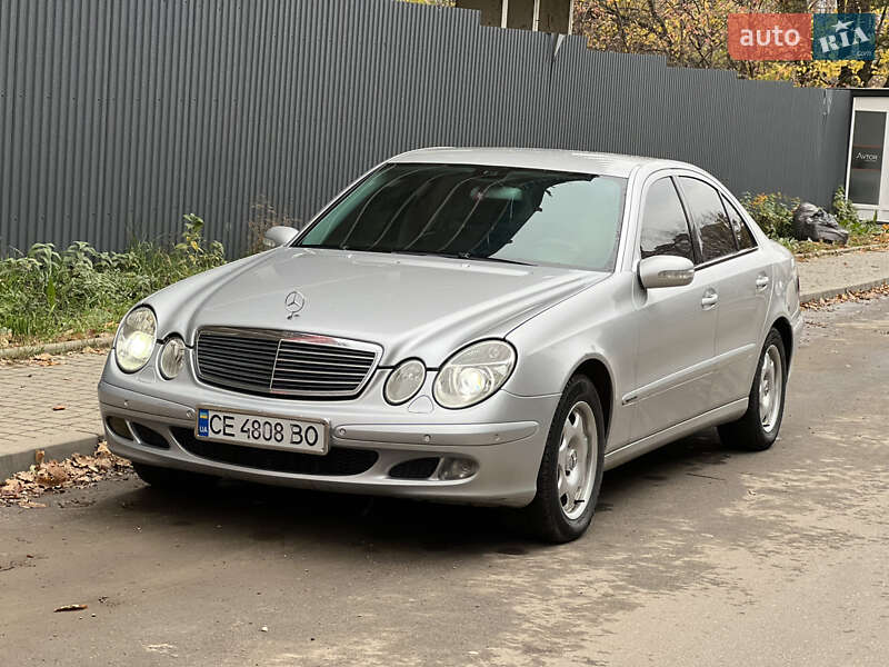 Седан Mercedes-Benz E-Class 2002 в Черновцах