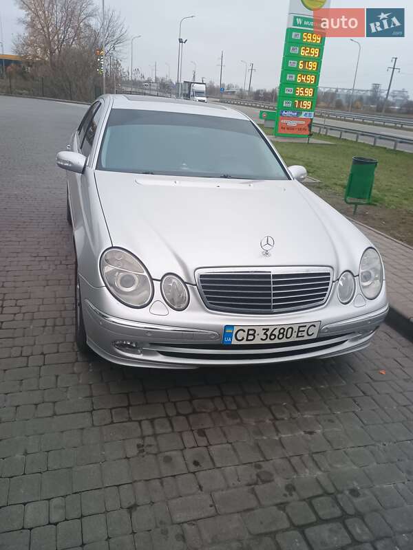 Седан Mercedes-Benz E-Class 2002 в Талалаевке фото 7 Седан Mercedes-Benz E-Class 2002 в Талалаевке