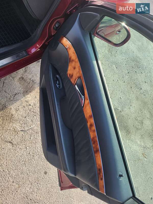 Седан Mercedes-Benz E-Class 2004 в Харькове