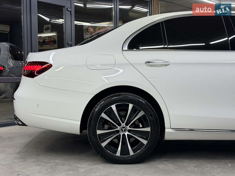 Седан Mercedes-Benz E-Class 2021 в Одесі