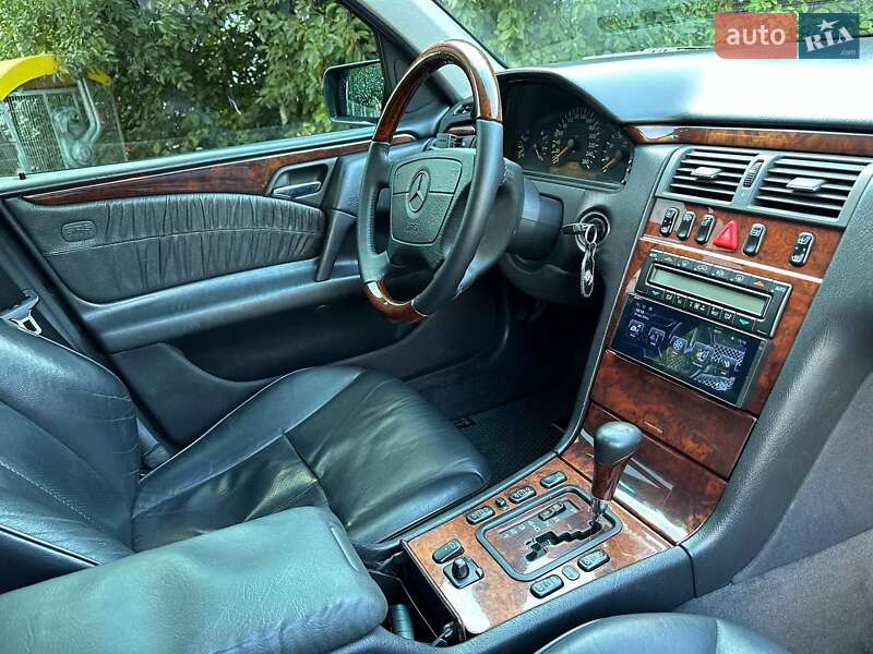 Седан Mercedes-Benz E-Class 1999 в Львові фото 3 Седан Mercedes-Benz E-Class 1999 в Львові