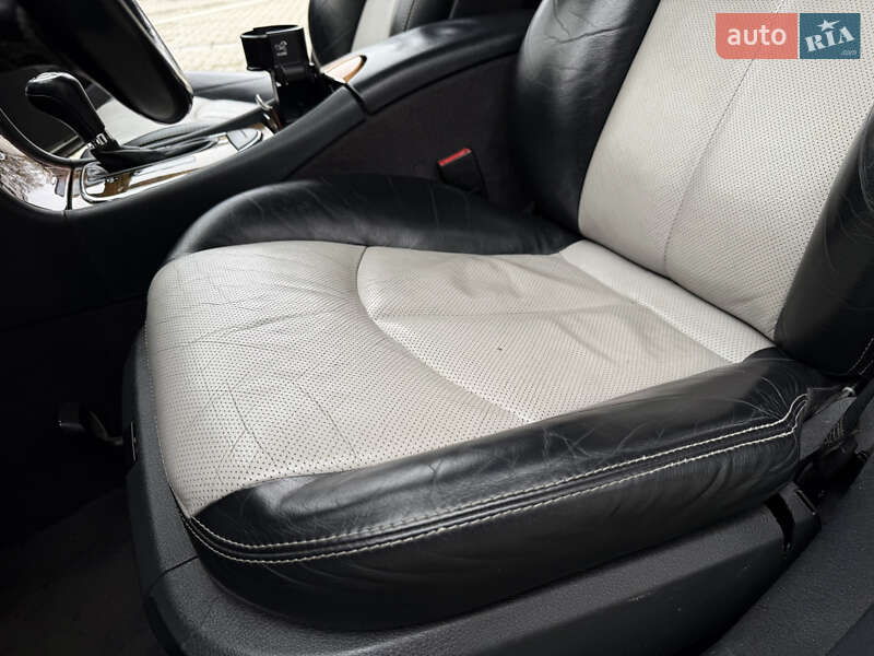 Седан Mercedes-Benz E-Class 2002 в Хмельницком