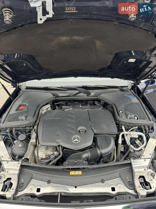 Седан Mercedes-Benz E-Class 2017 в Киеве фото 15 Седан Mercedes-Benz E-Class 2017 в Киеве