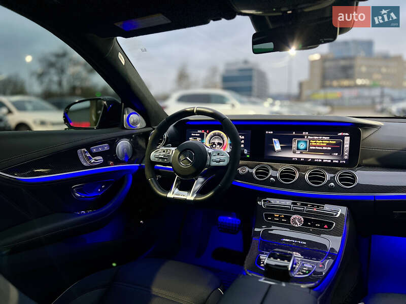 Седан Mercedes-Benz E-Class 2019 в Киеве