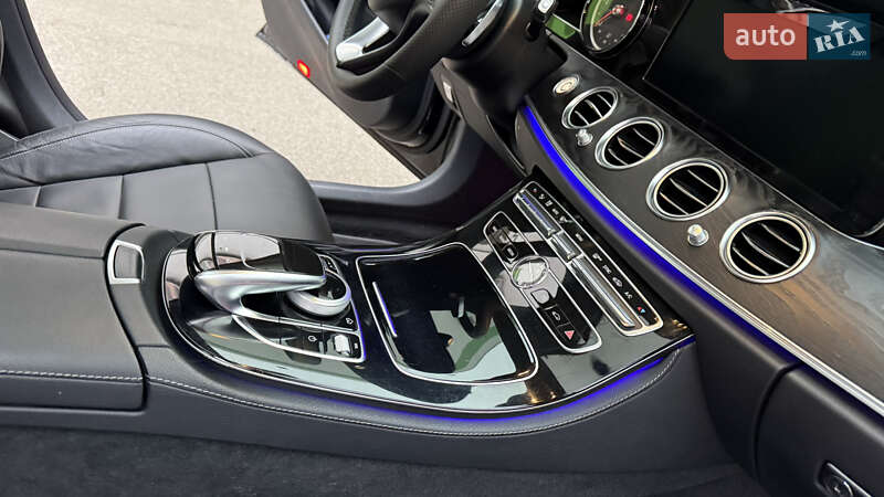 Седан Mercedes-Benz E-Class 2017 в Киеве фото 19 Седан Mercedes-Benz E-Class 2017 в Киеве