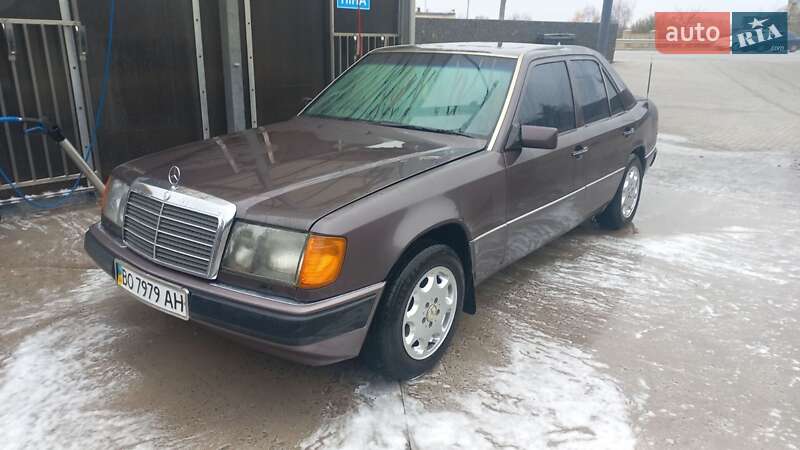 Седан Mercedes-Benz E-Class 1992 в Тернополі фото 6 Седан Mercedes-Benz E-Class 1992 в Тернополі