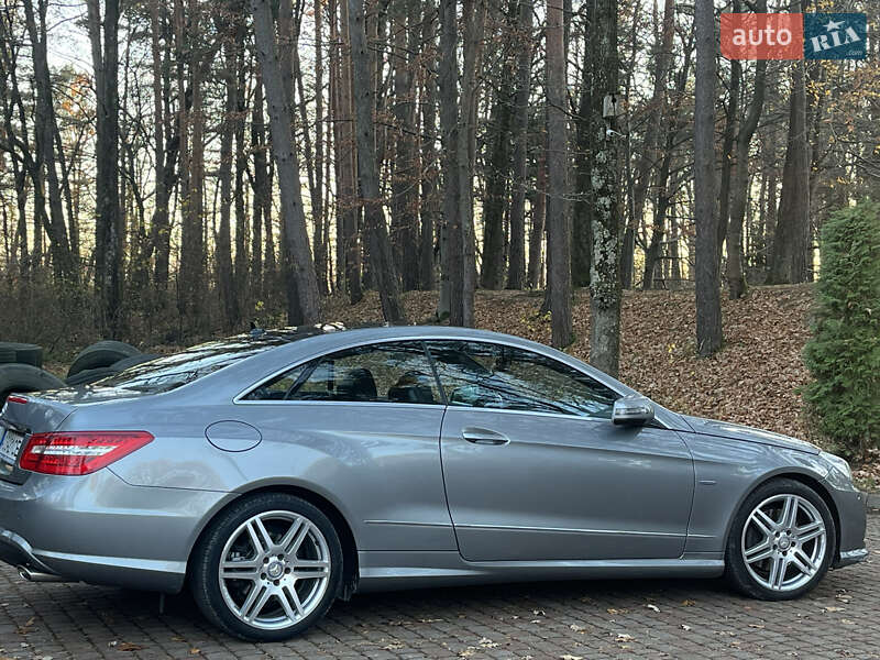 Mercedes-Benz E-Class 2011