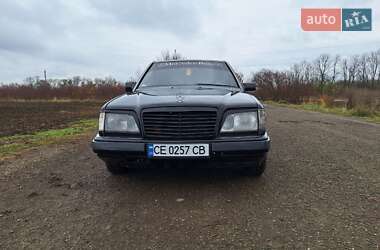 Седан Mercedes-Benz E-Class 1993 в Кицмани
