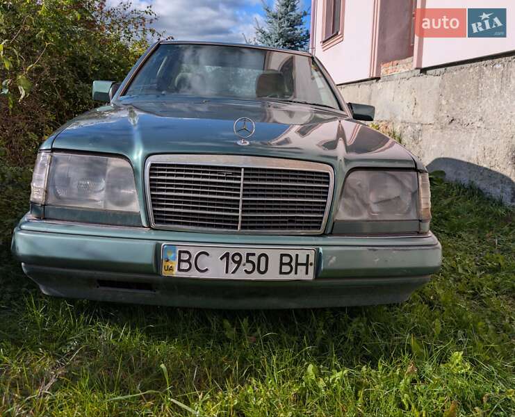 Mercedes-Benz E-Class 1994 Mercedes-Benz E-Class 1994