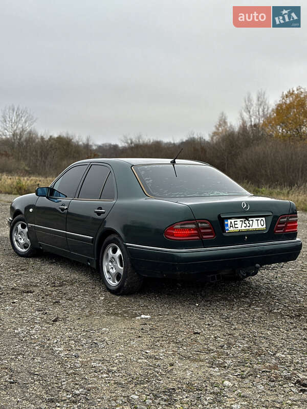 Седан Mercedes-Benz E-Class 1998 в Казатине фото 3 Седан Mercedes-Benz E-Class 1998 в Казатине